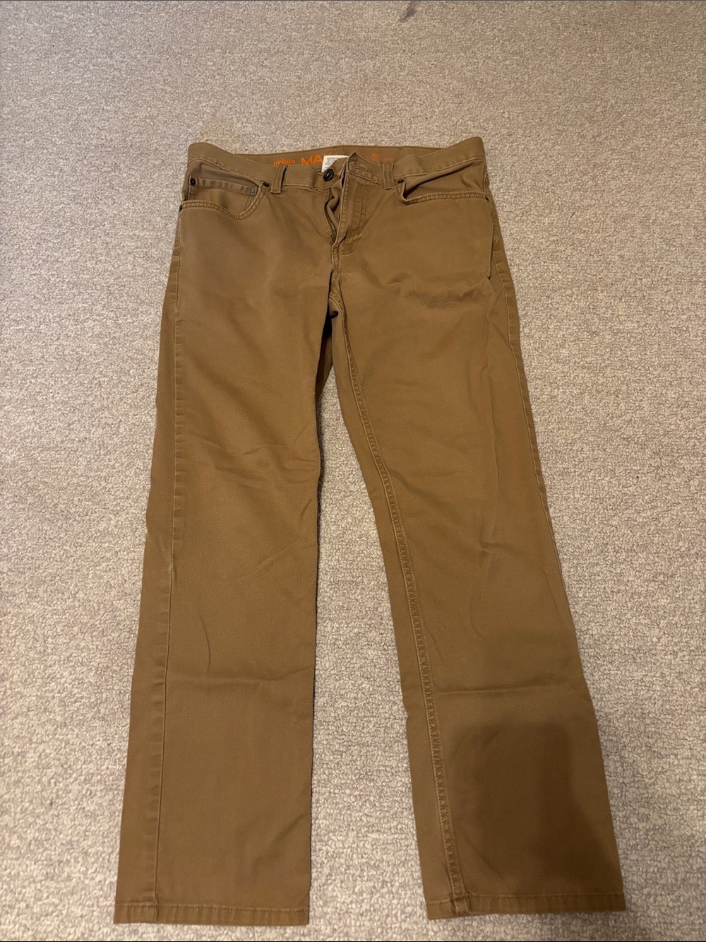 urban pipeline Straight-Leg khaki in Caramel Brown